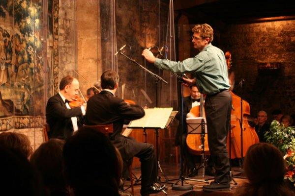 Vários concertos musicais de alta qualidade são organizados para os confrades do Tastevin.